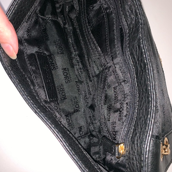 Michael Kors Fulton Purse - Picture 6 of 8